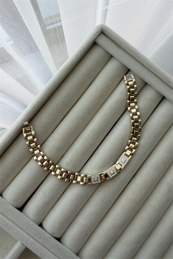 Xupıng Ortası Taş Detaylı Kordon Model Bileklik