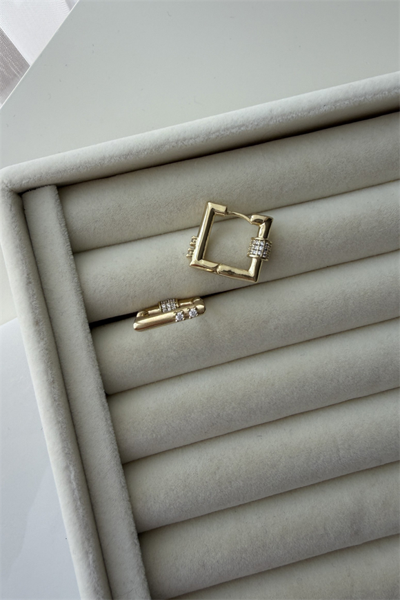 Xupıng Silindir Taş Detaylı Kare Küpe