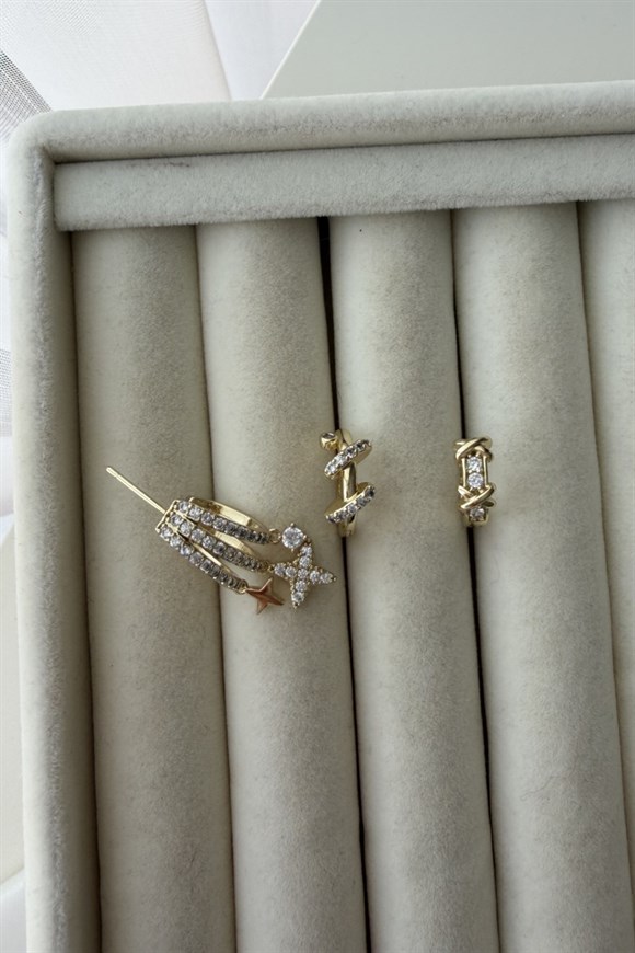 Xupıng Taşlı Küpe Seti