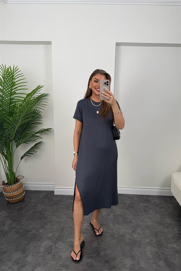 Yanı Yırtmaçlı Midi Boy Basic Elbise Antrasit
