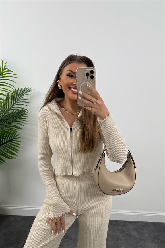 Yırtık Detaylı Fermuarlı Fitilli Triko Takım Taş