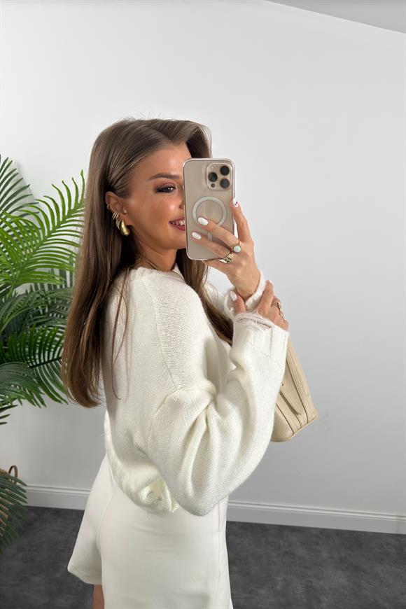 Yırtık Tasarımlı Yumoş Basic Kazak Ekru