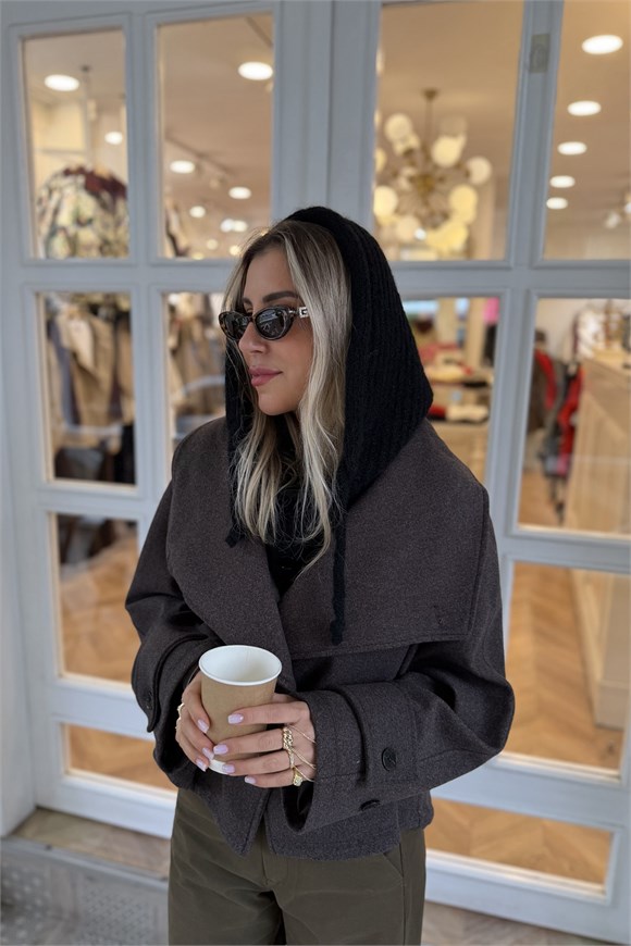 Yumuşak Dokulu Düğmeli Balaclava Siyah