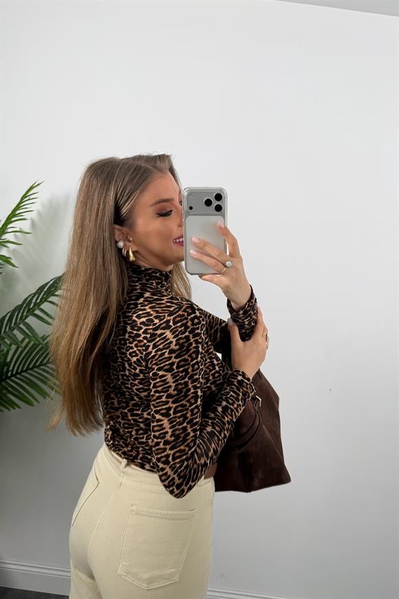 Zra Model Dik Yaka Likralı Leopar Bluz