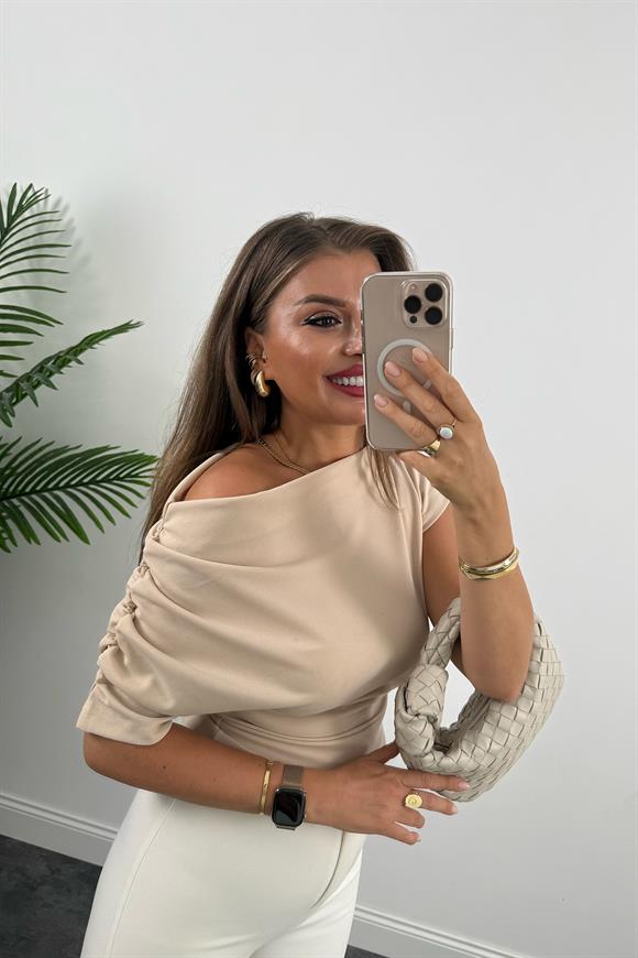 Zra Model Likralı Drapeli Düşük Omu Kısa Kol Bluz Taş