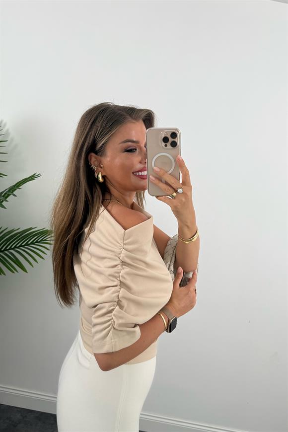 Zra Model Likralı Drapeli Düşük Omu Kısa Kol Bluz Taş