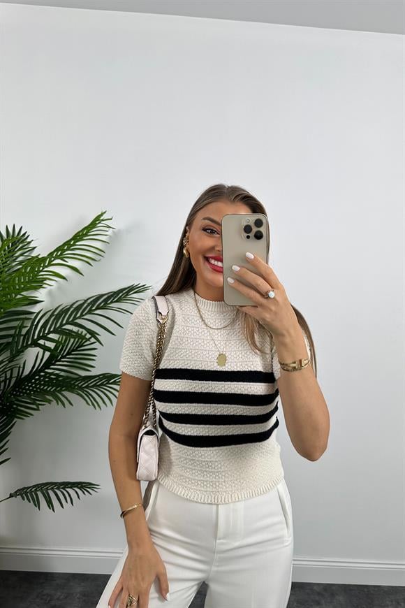 Zra Model Omuzu Düğmeli Çizgili Triko Bluz