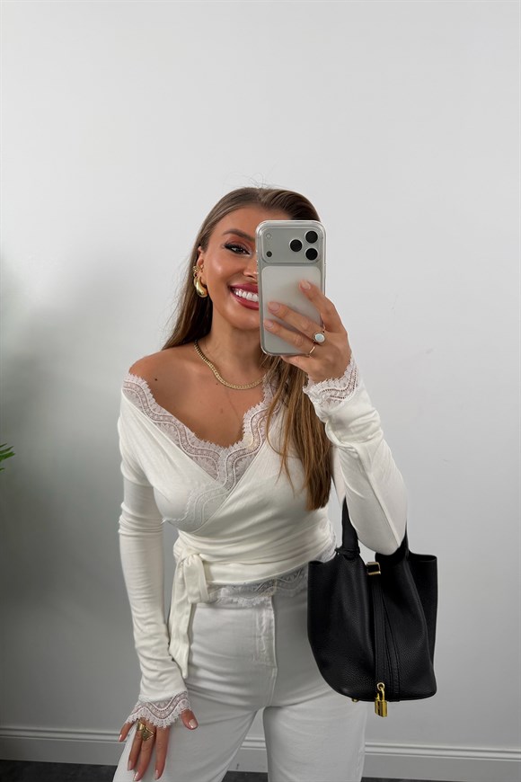 Zra Model Soft Touch Dantelli Kruvaze Basic Bluz Beyaz