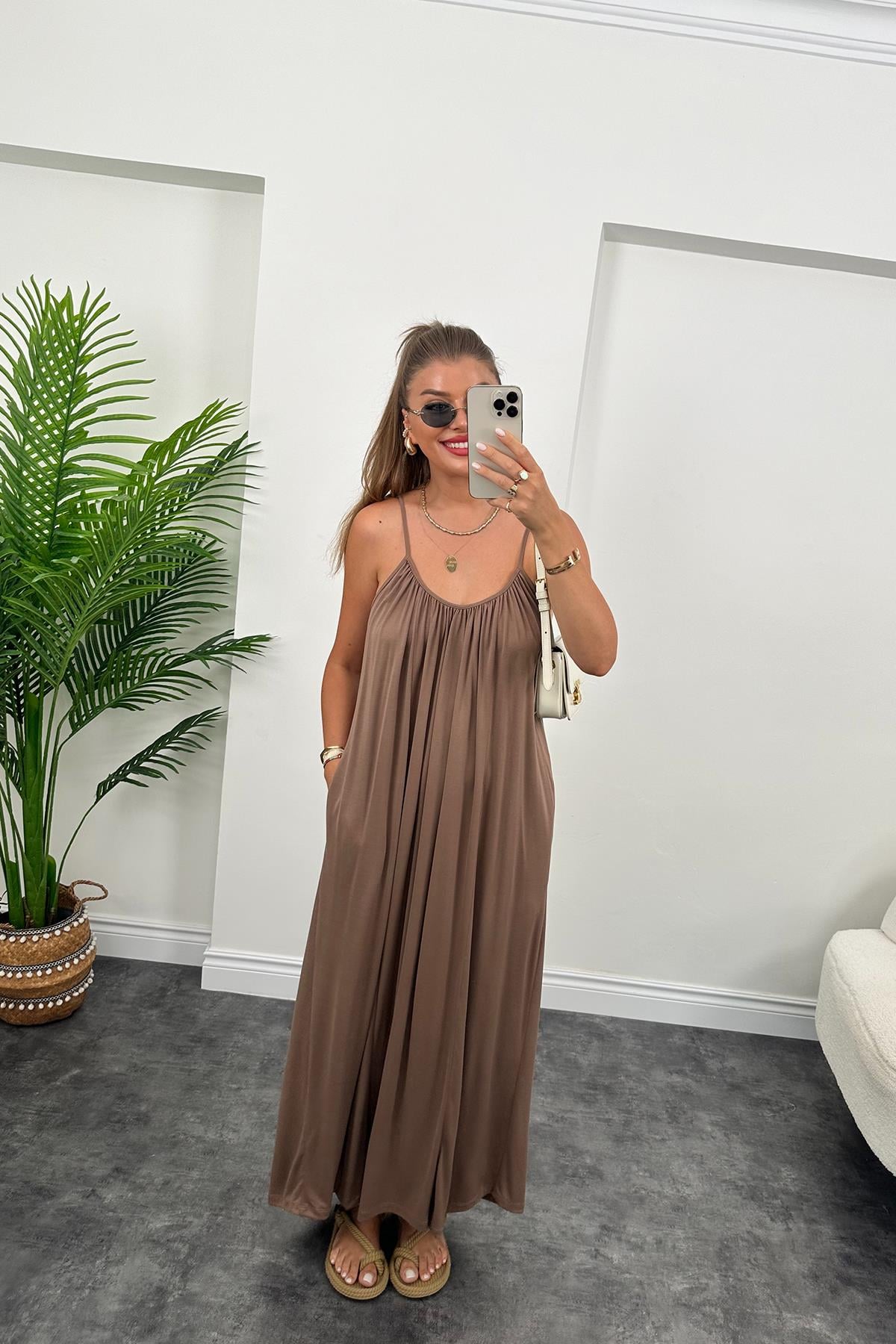 1. Sınıf Kalite İthal Oysh Kumaş Cepli Maxi Elbise Kahverengi