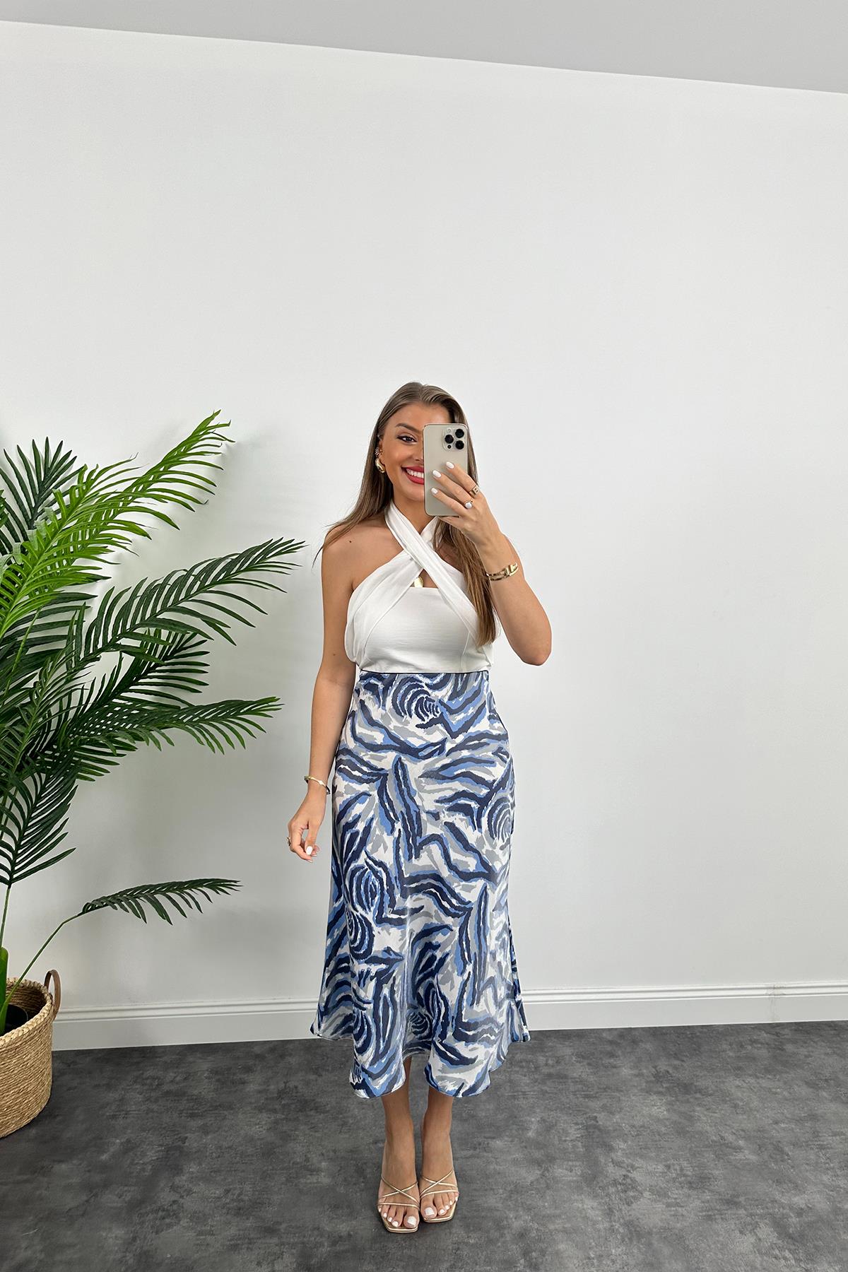 1. Sınıf Kalite Dışı Saten İçi Viskos Özel Dokulu Midi Boy Etek Mavi Beyaz Desenli