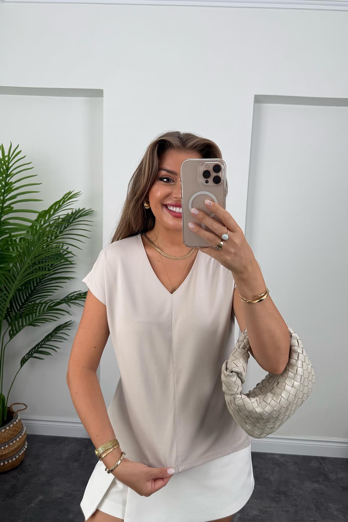 Bebe Lüx Kalite Tensel Dokulu V Yaka Basic Bluz Taş