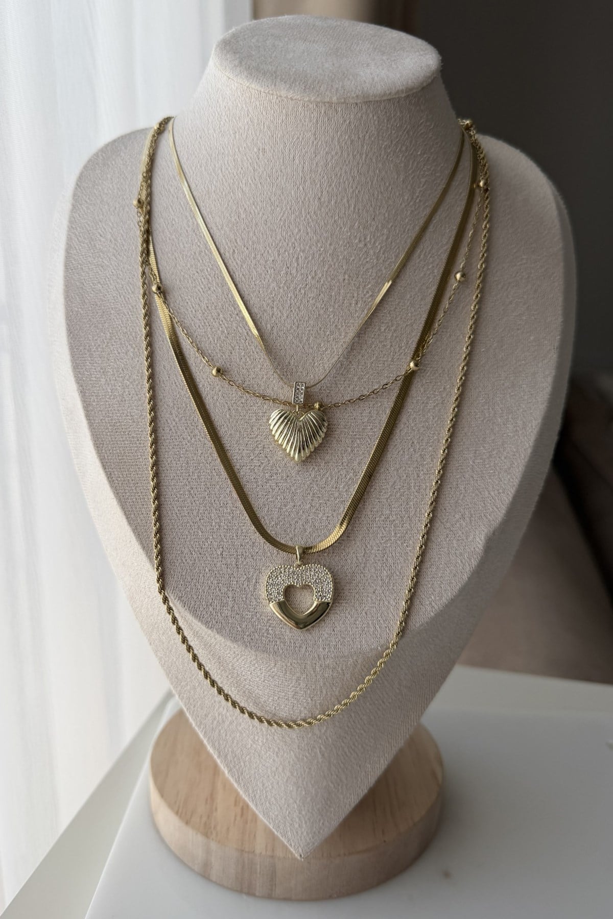 Çelik Kalp Detaylı Set Kolye