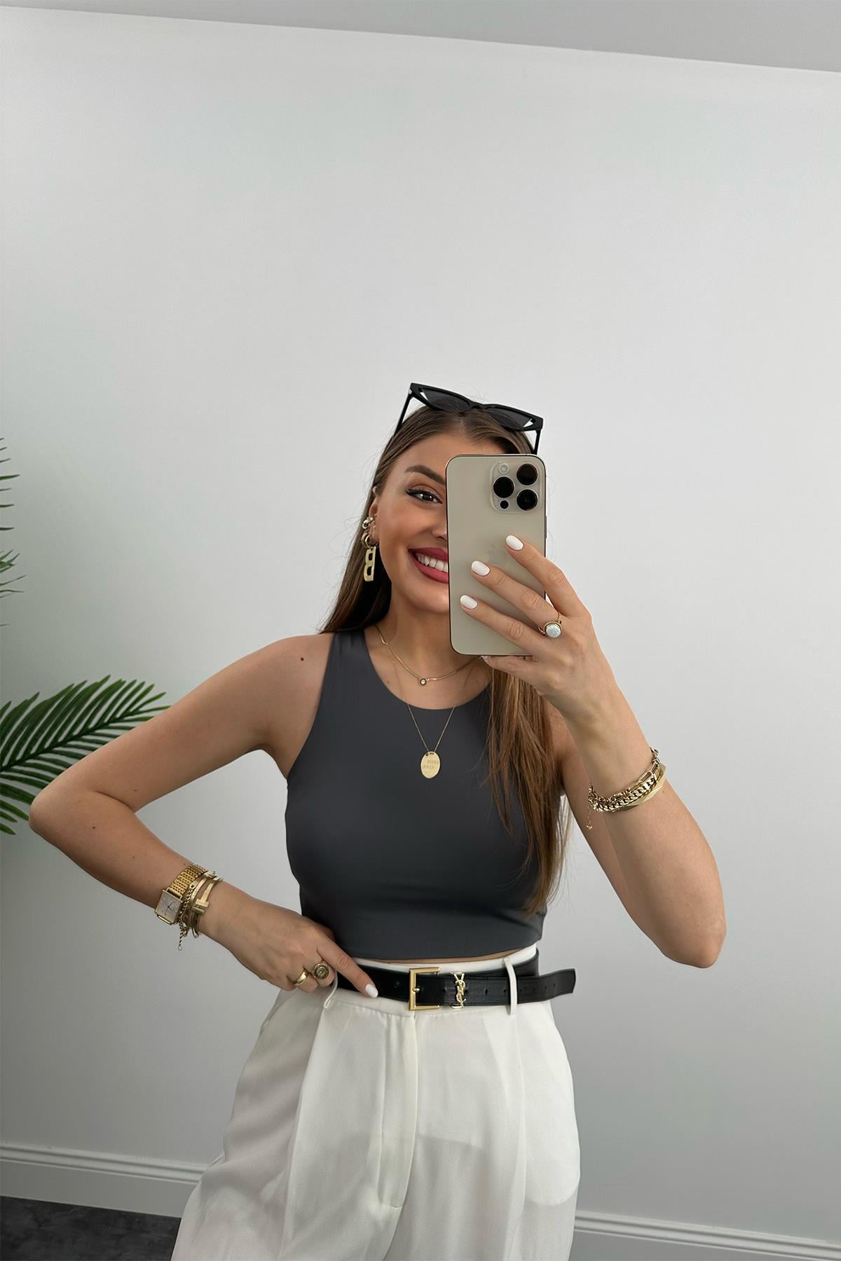 Double Kumaş Likralı Halter Yaka Crop Bluz Antrasit