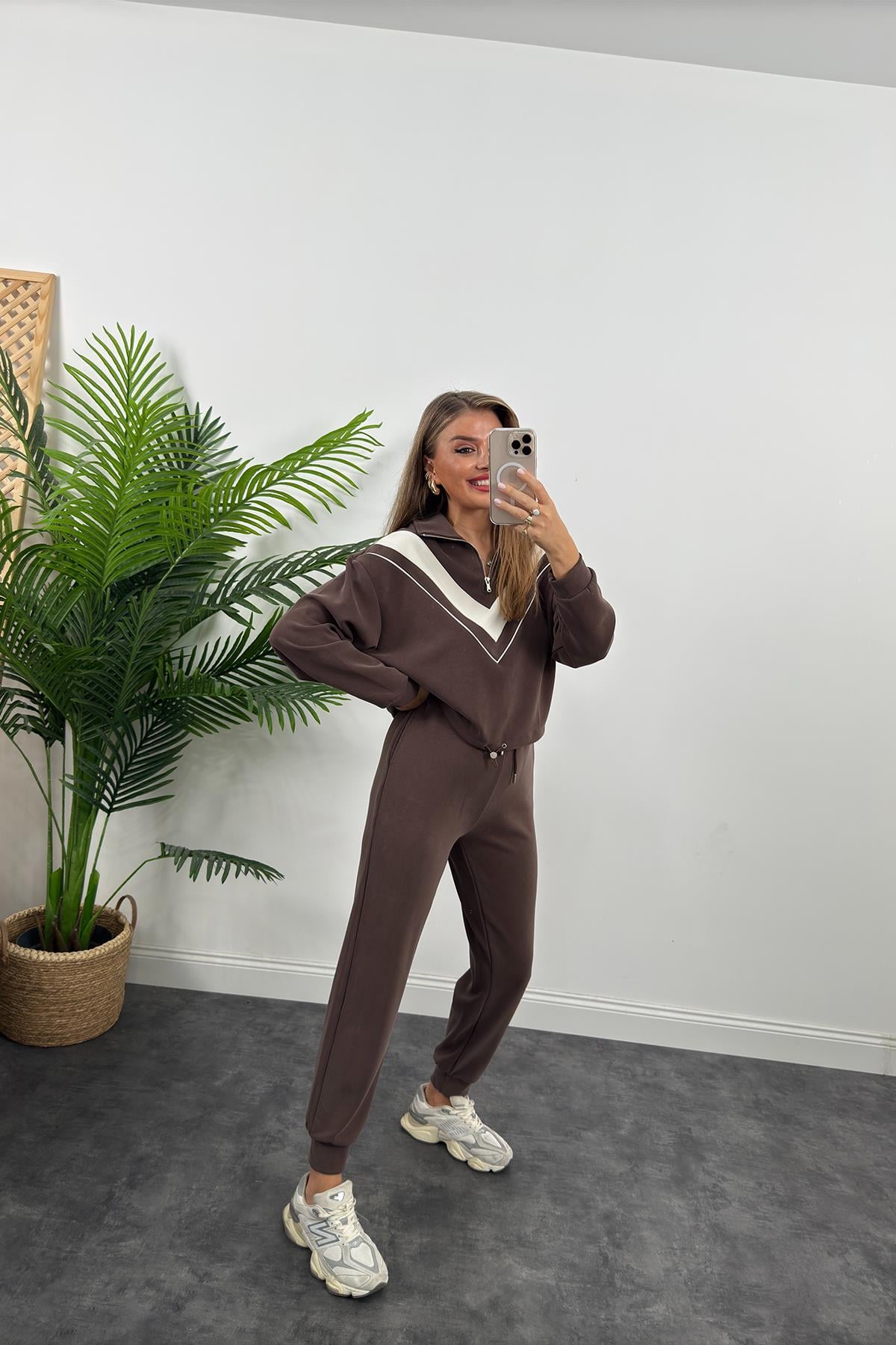 Fermuarlı Şeritli 1. Sınıf Kalite Oysh Model Modal Kumaş Takım Yıkamalı Kahverengi