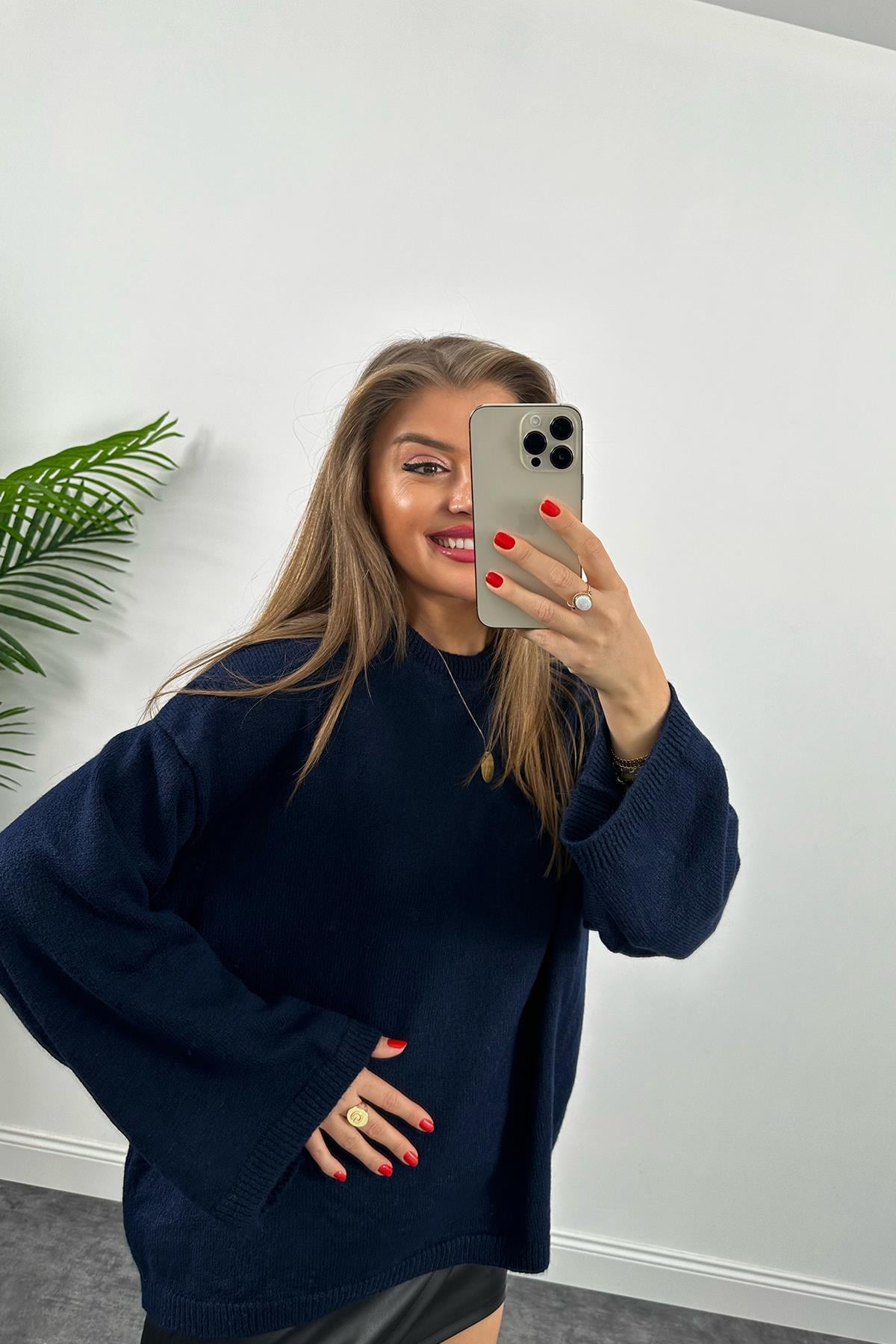 Geniş Kol Basic Yumoş Salaş Kazak Lacivert