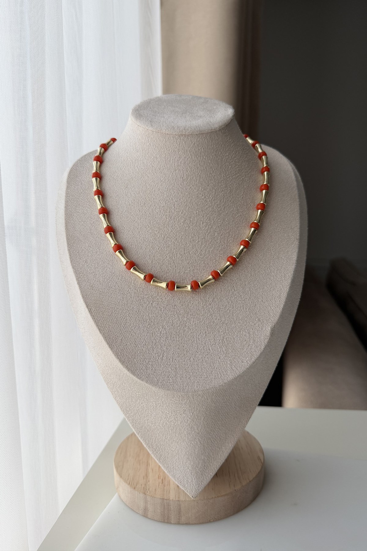 Kırmızı Topçuk Kolye