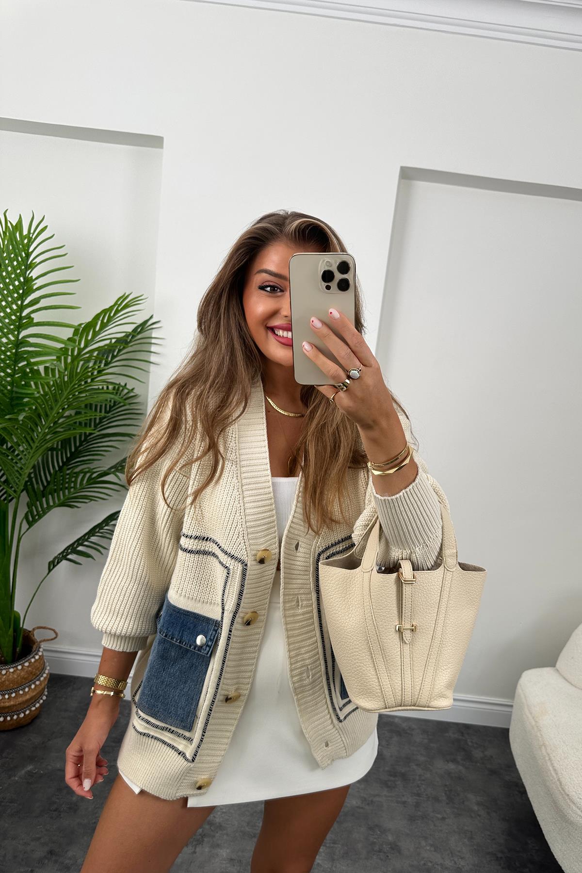 Lüx Kalite Cebi Jean Detaylı Tasarım Örme Hırka