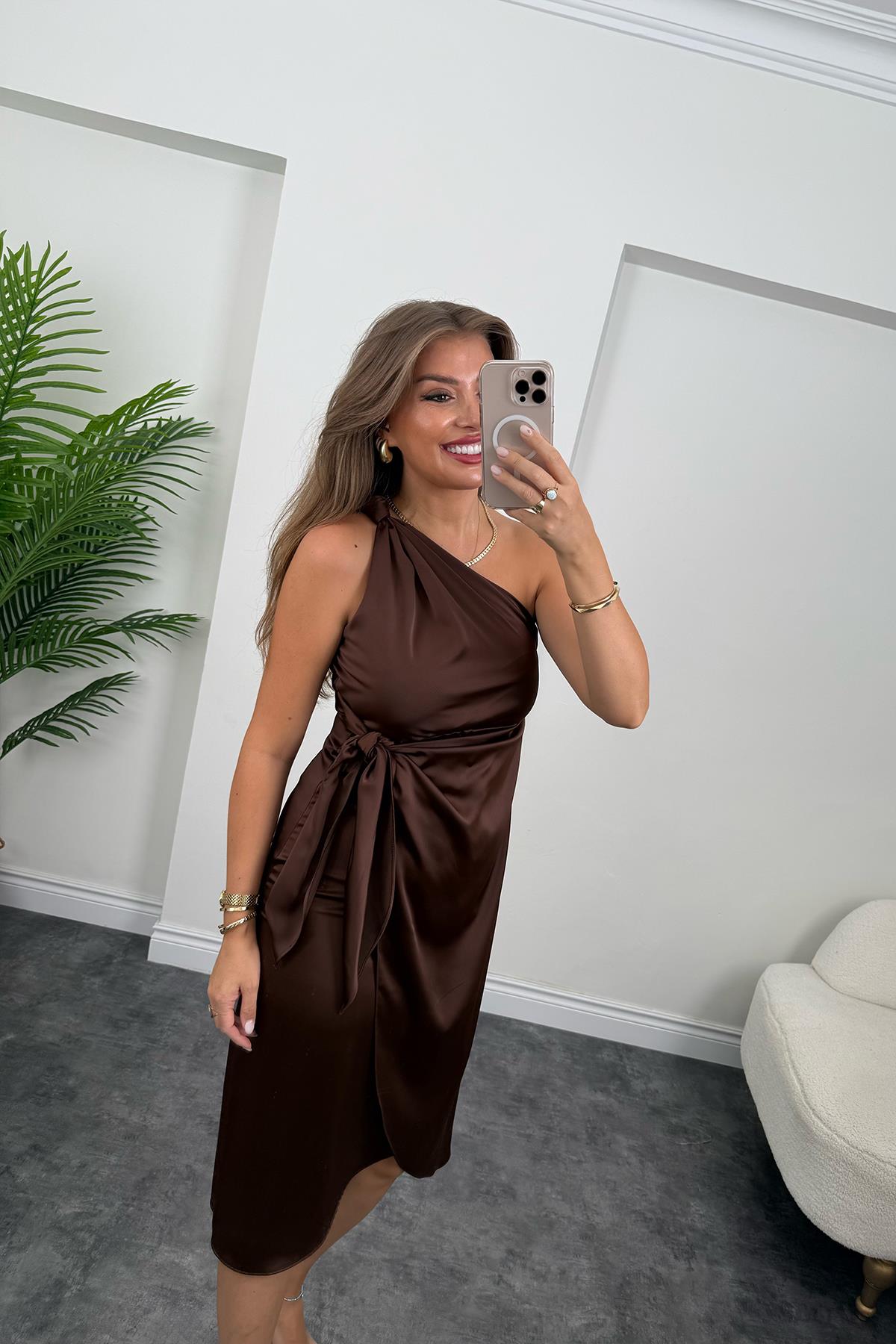 Lüx Kalite Tek Omuz Midi Boy Anvelop Elbise Acı Kahve