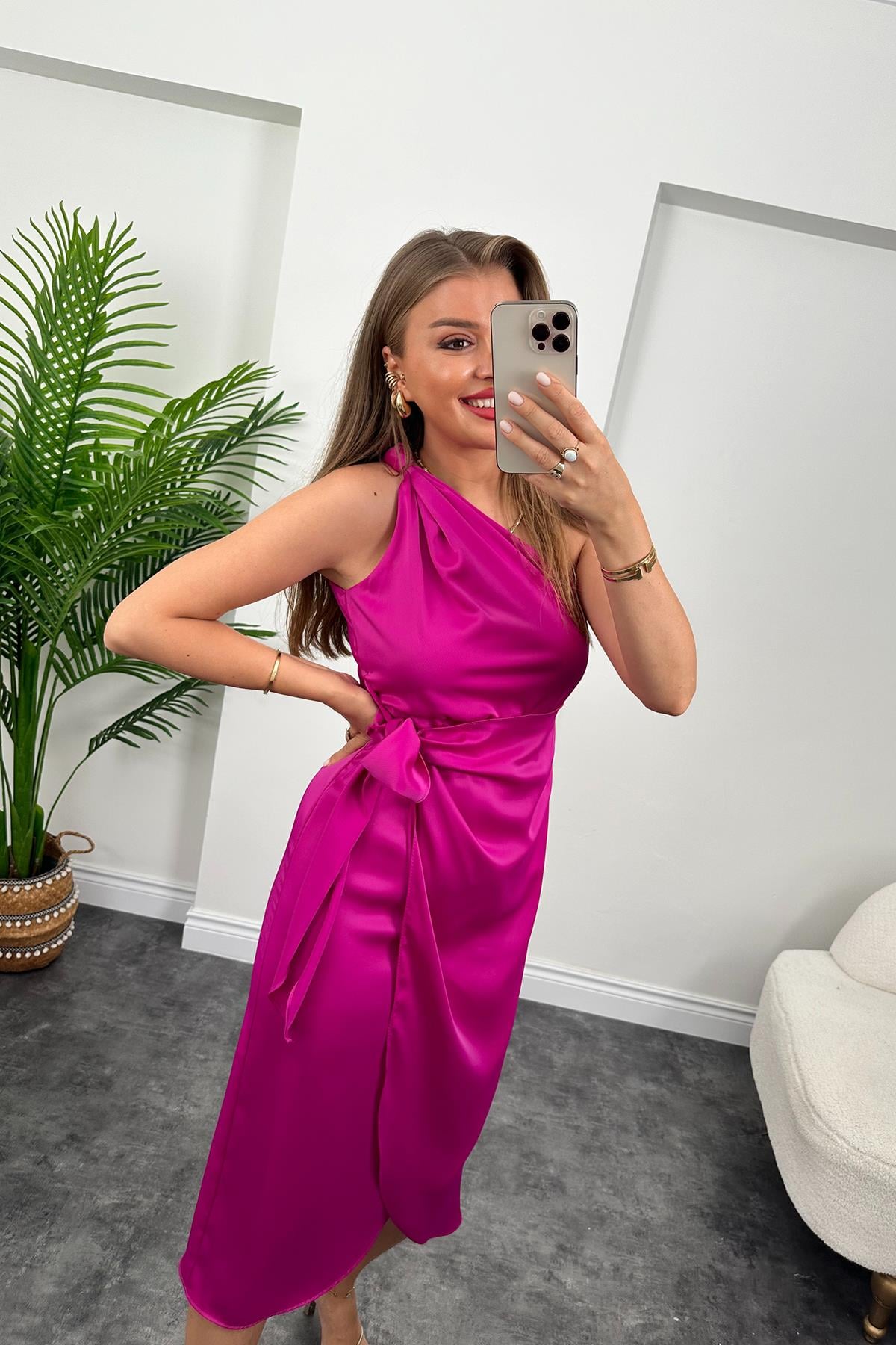 Lüx Kalite Tek Omuz Midi Boy Anvelop Elbise Fuşya