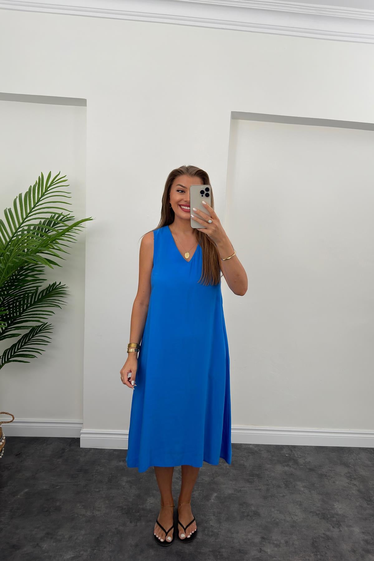 Lüx Kalite Tensel Kumaş V Yaka Basic Elbise Mavi