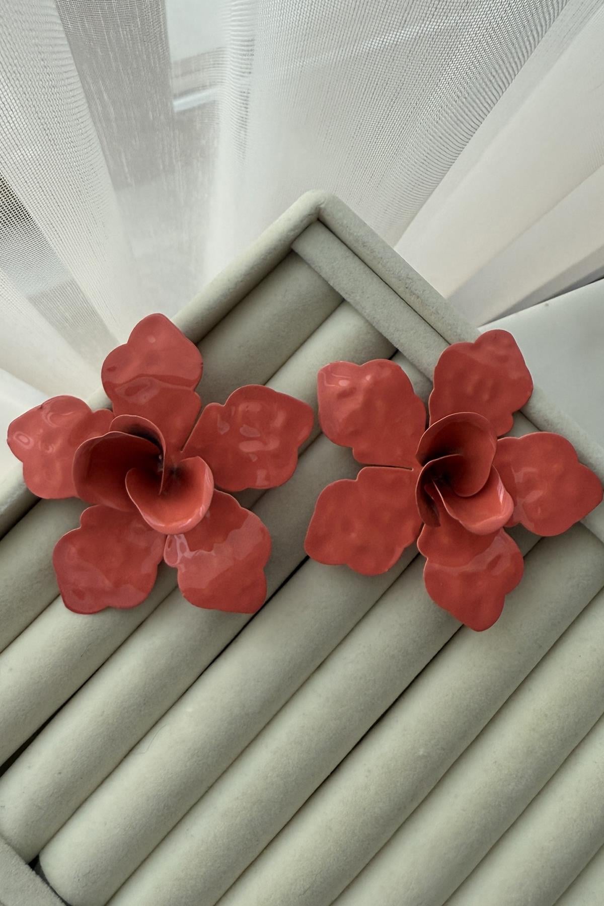 Marka Model Nar Çiçeği Küpe