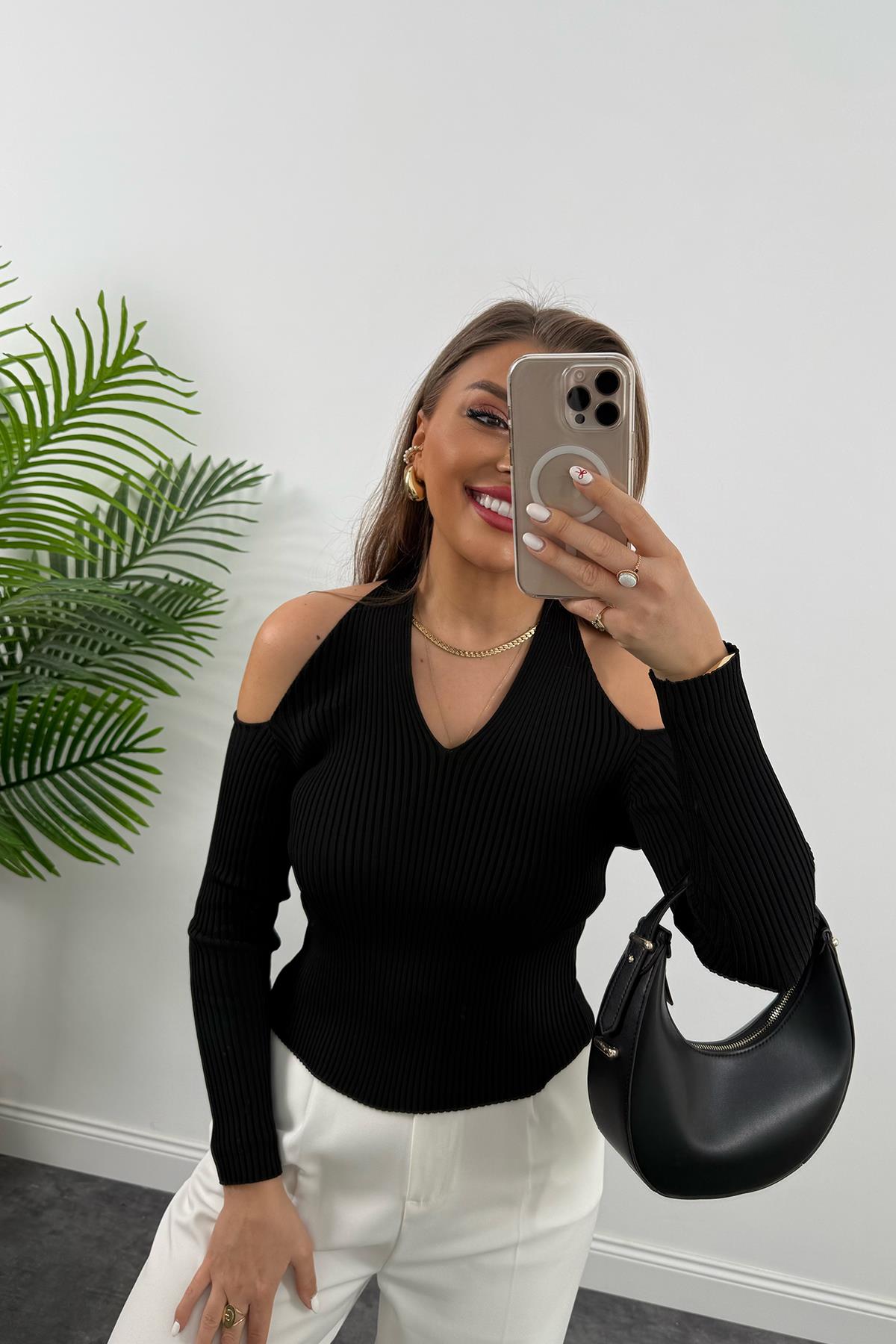 Omuz Dekolteli Tasarım Çelik Triko Siyah