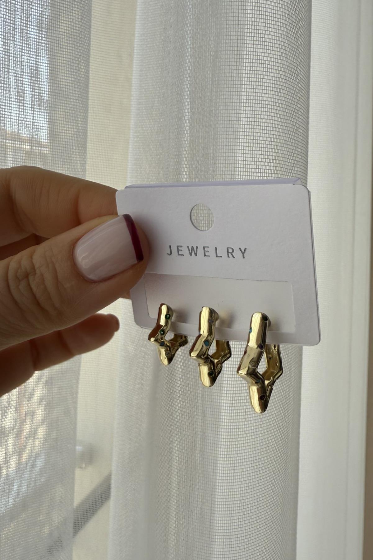 Özel Seri Renkli Taşlı Yıldız Detaylı 3'lü Set Küpe