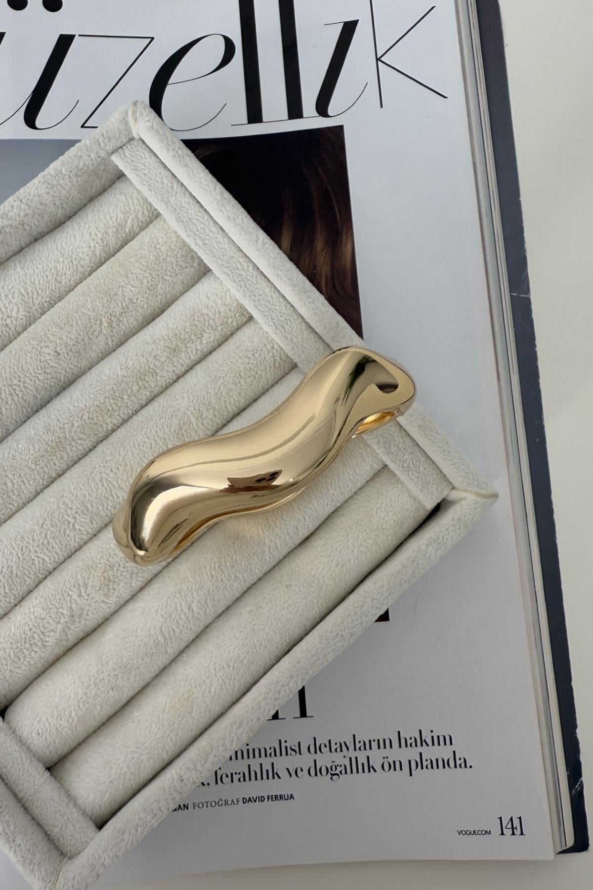 Pirinç Kaplama Dalgalı Kelepçe