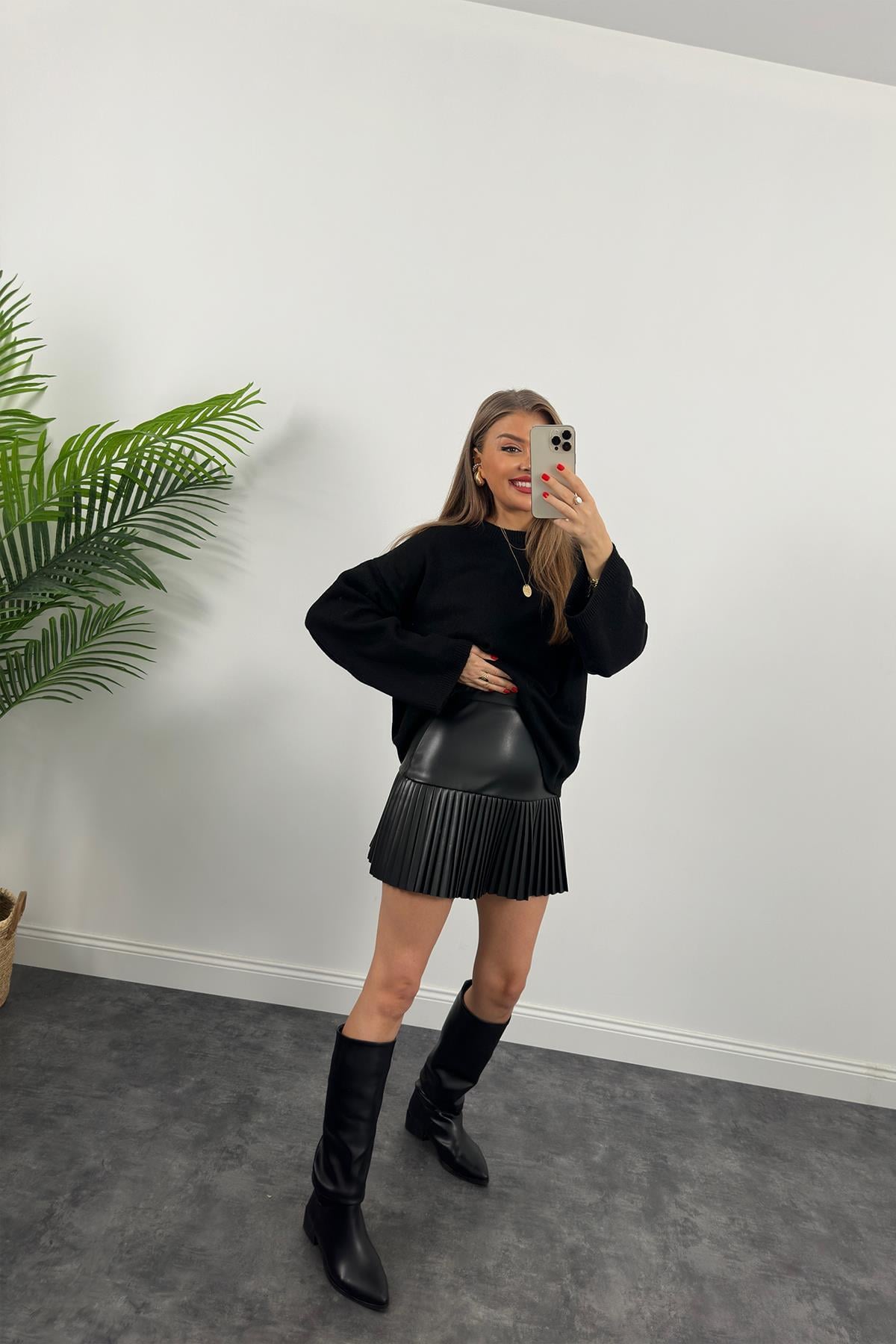 Premium Kalite Pliseli Deri Etek Siyah