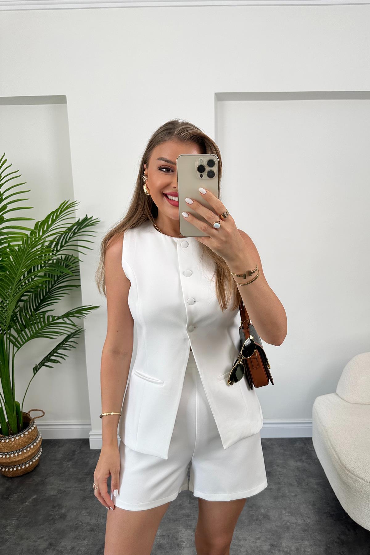 Premium Seri Şehir Boy Şort Yelek Pinterest Takım Beyaz