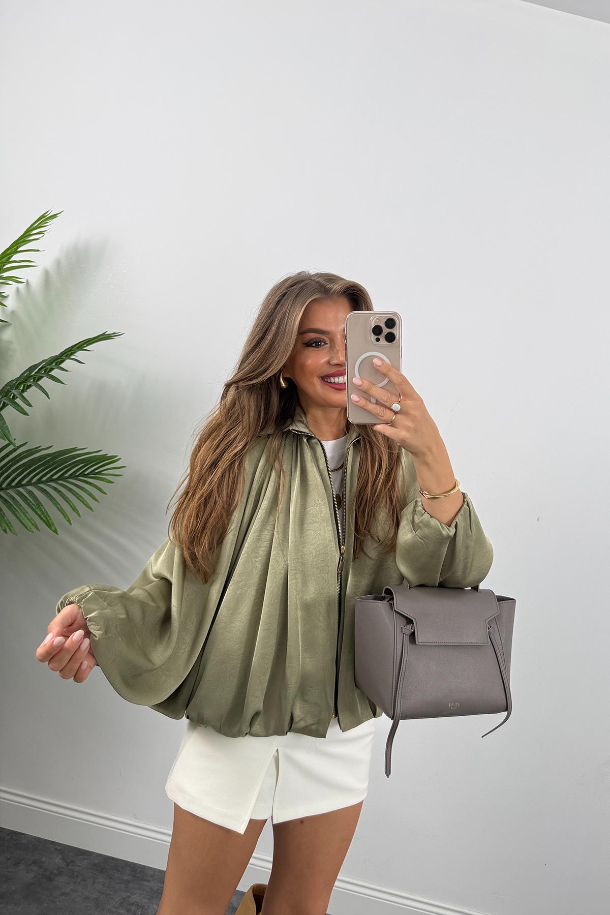 Premium Seri Yarasa Kol Tasarım Saten Bomber Ceket Haki