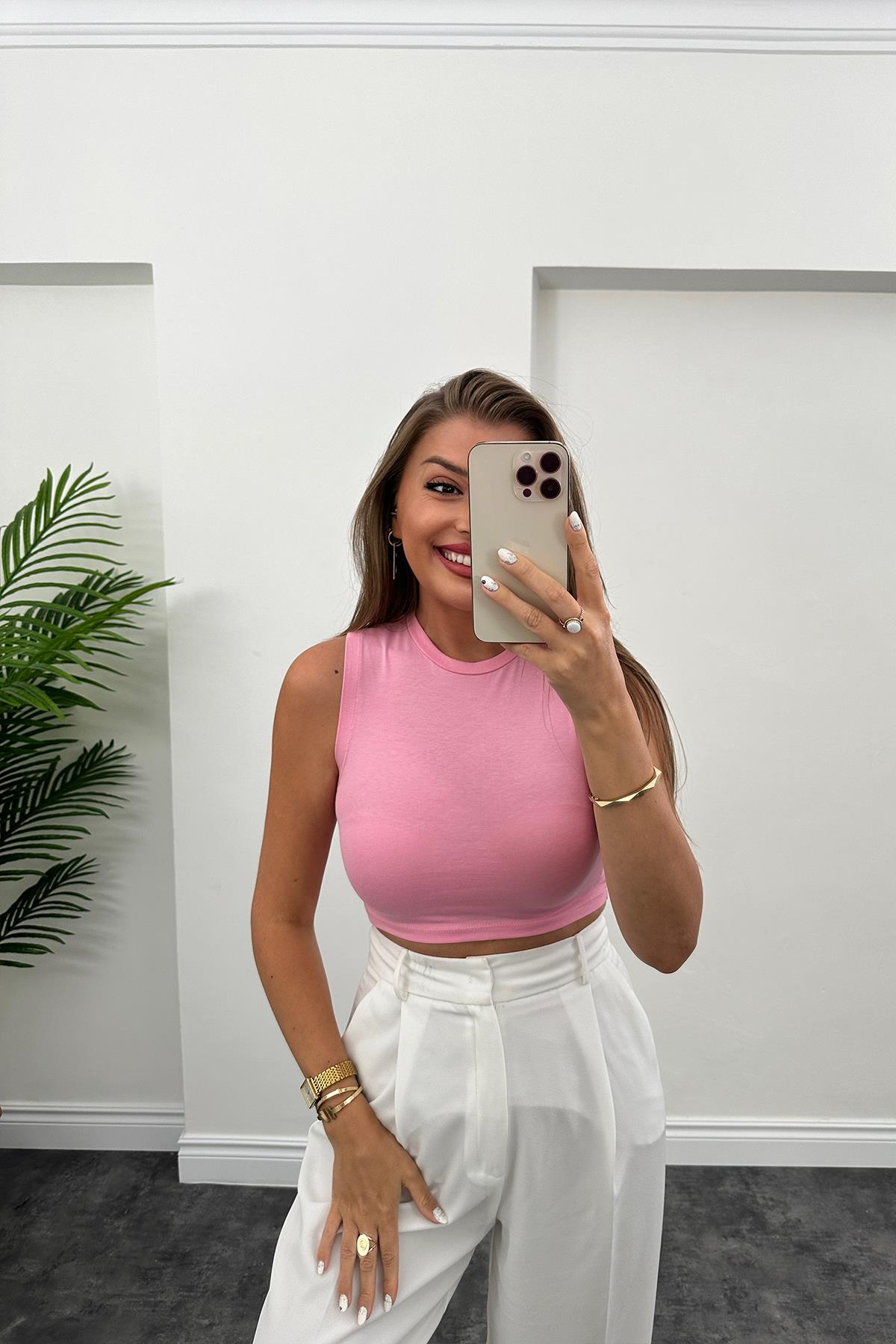 Sıfır Kol Tam Pamuklu Basic Crop Pembe