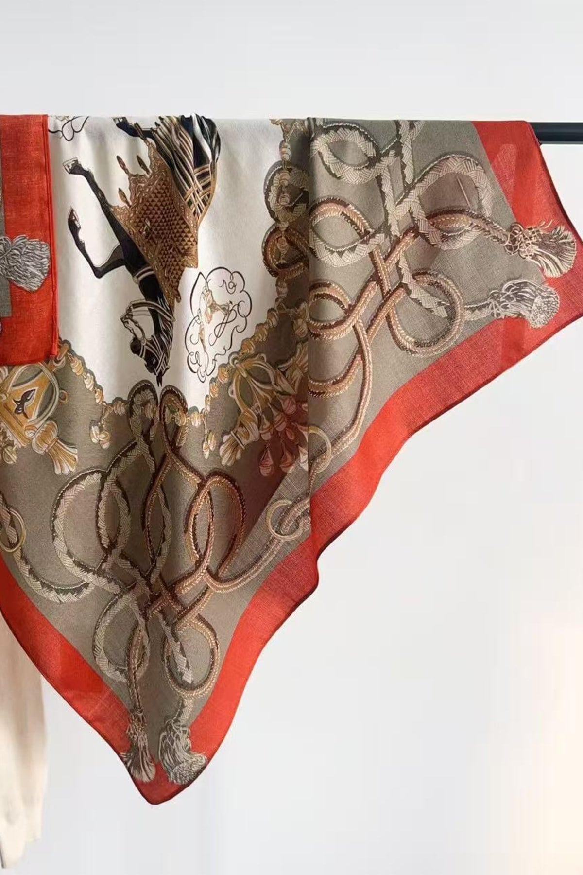 Turuncu At Desenli Fular 90*90