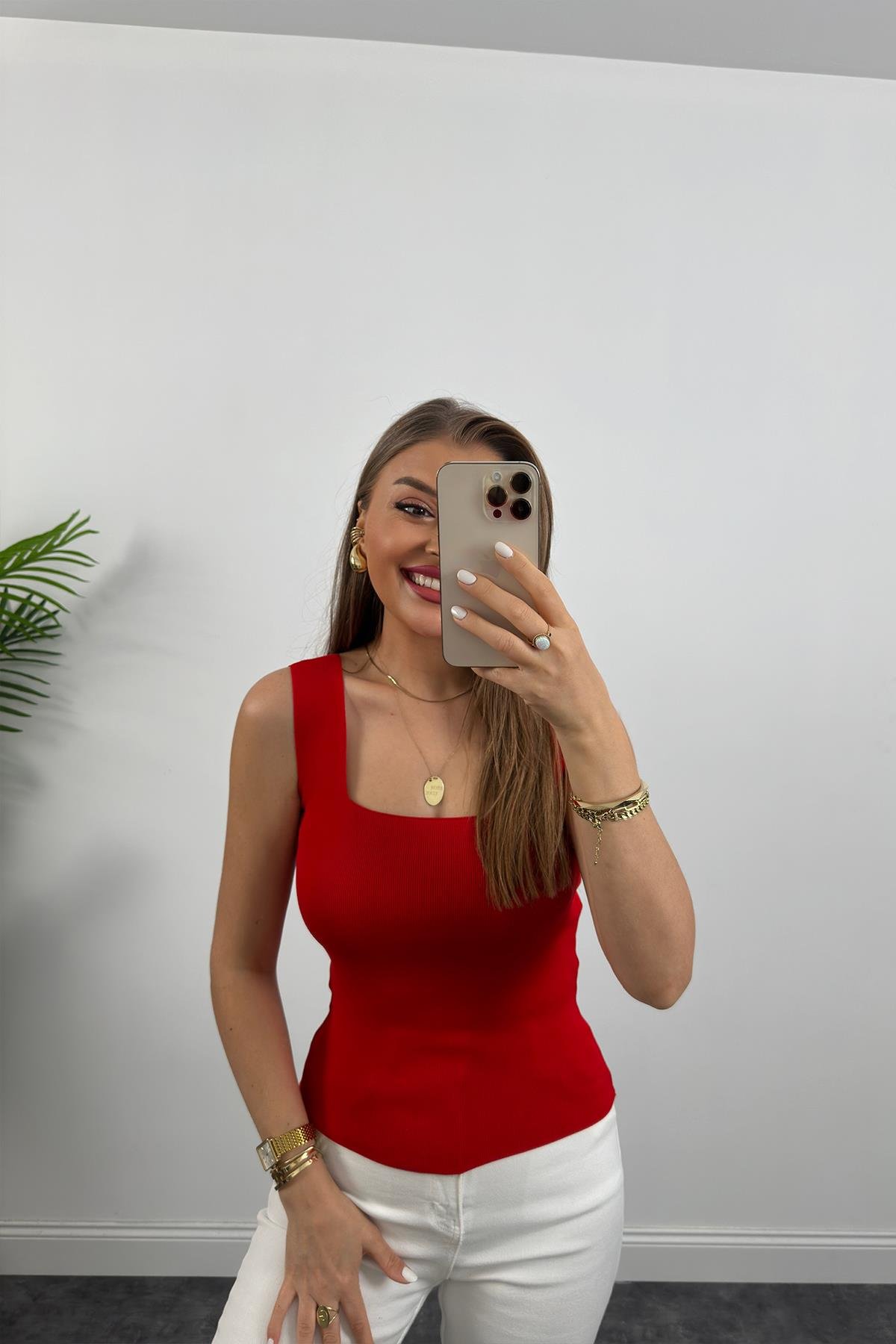 Uzun Boy Elit Triko Kare Yaka Likralı Atlet Kırmızı