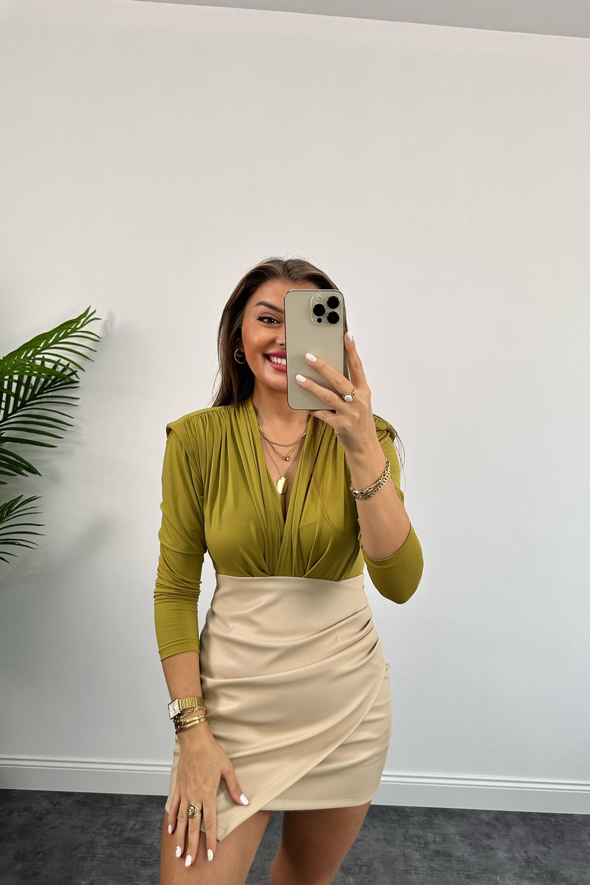 Vatkalı Likralı Bodysuit Yağ Yeşili