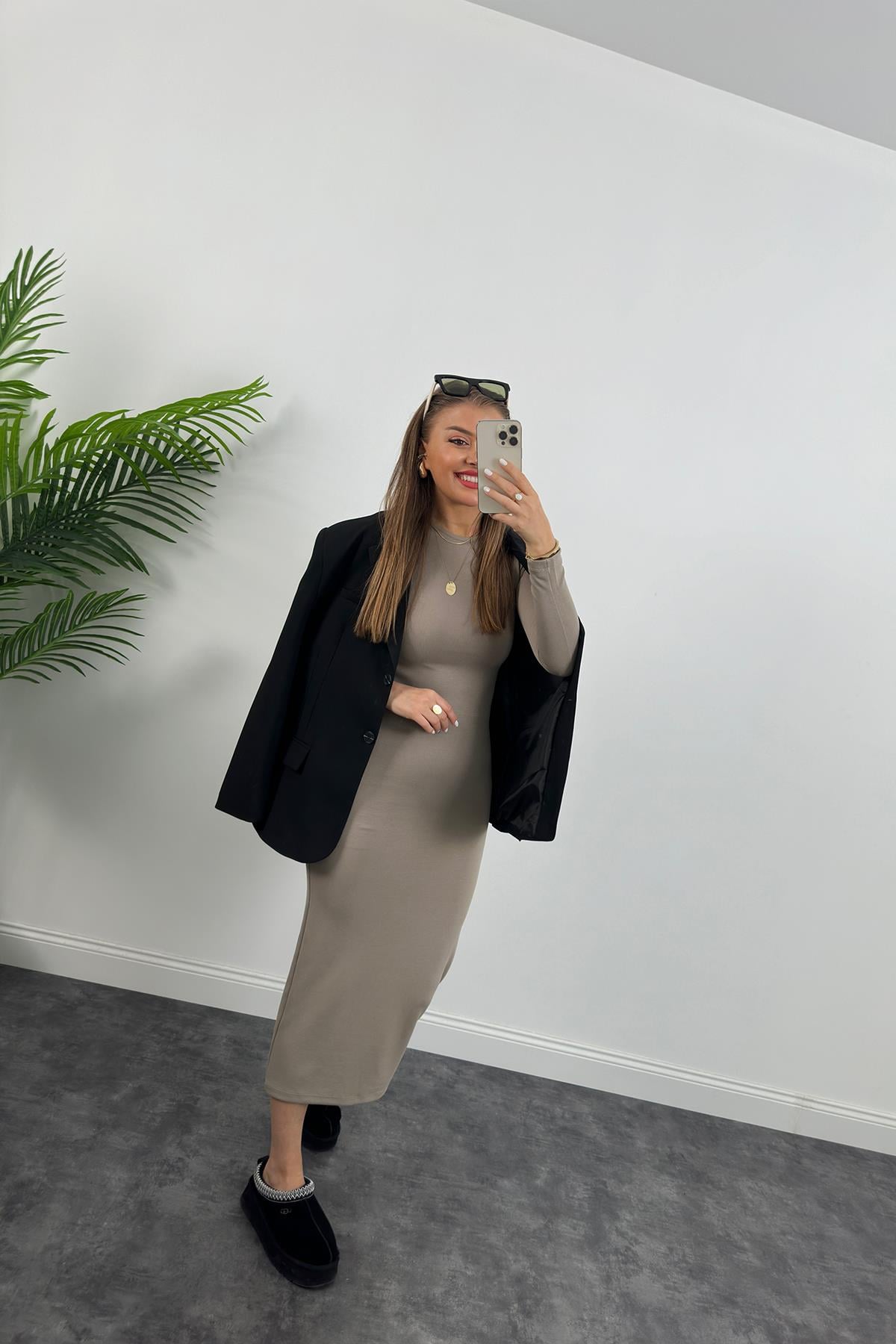 Yüksek Kalite İthal Oysh Kumaş Basic Maxi Elbise Açık Vizon