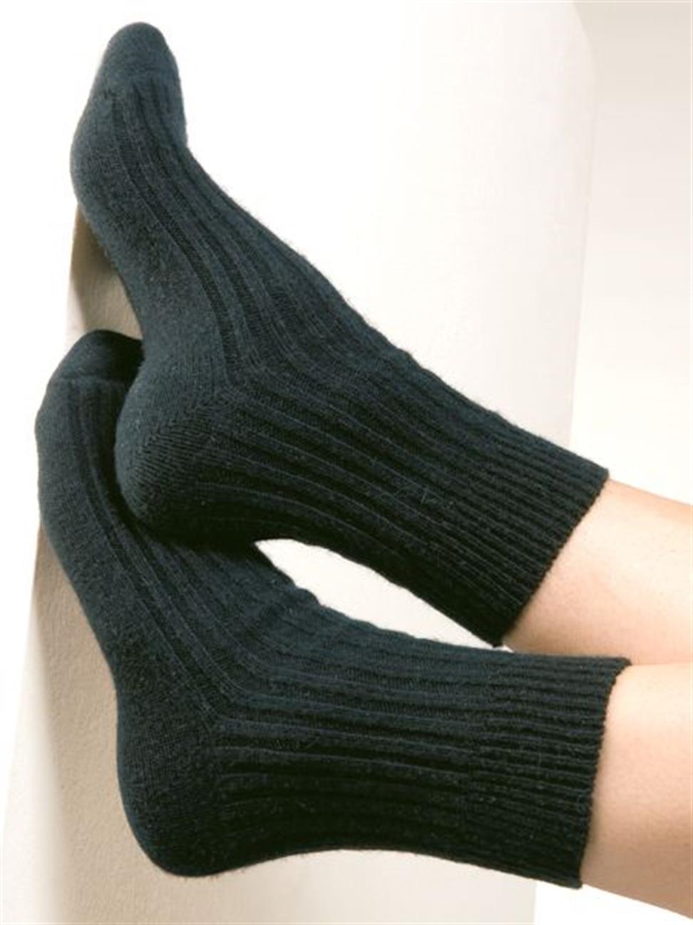 %13 Angora %67 Yün Siyah Rahat Sıcak Tutan Çorap 193750