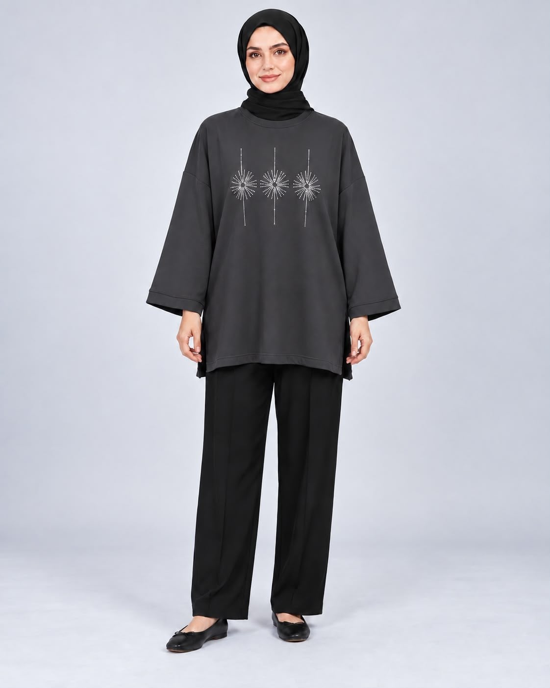 Kadın Füme Taş İşlemeli Yırtmaçlı Oversize Oysho Tunik