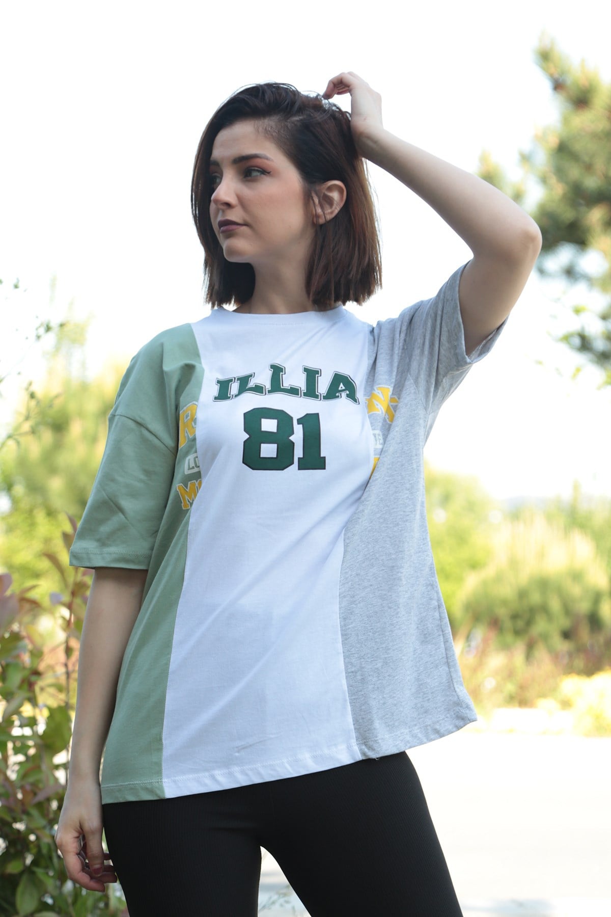 Kadın Su Yeşili Üç Renkli Baskılı Tshirt