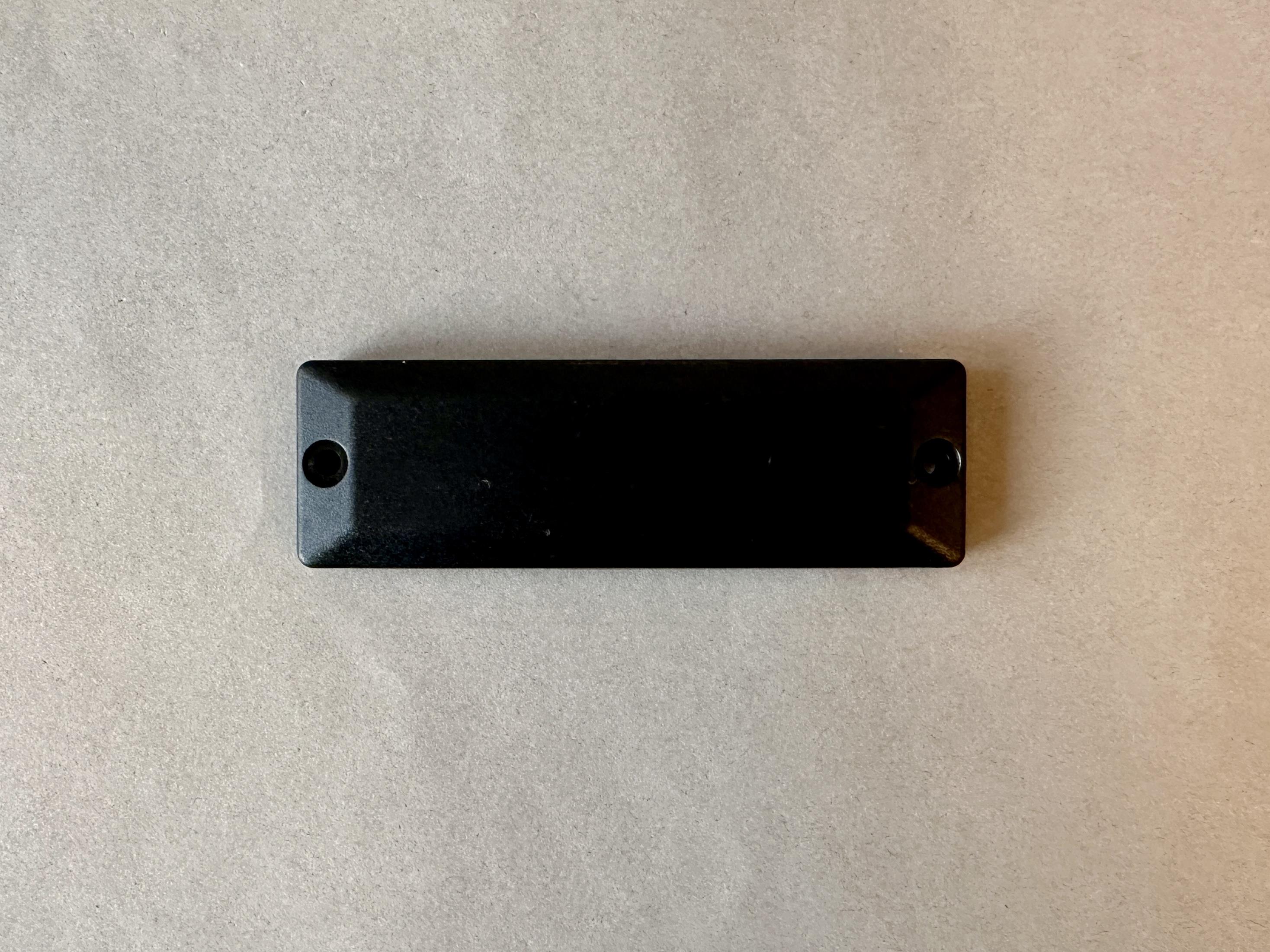 ABS UHF Metal Üstü RFID Etiketi 90x28MM
