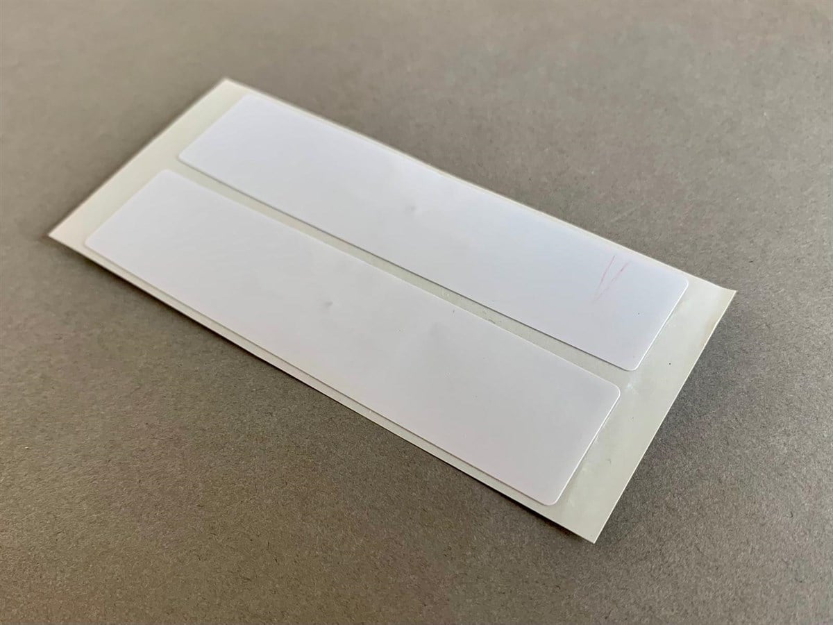 AZ9654 Tamper Proof RFID Araç Etiketi