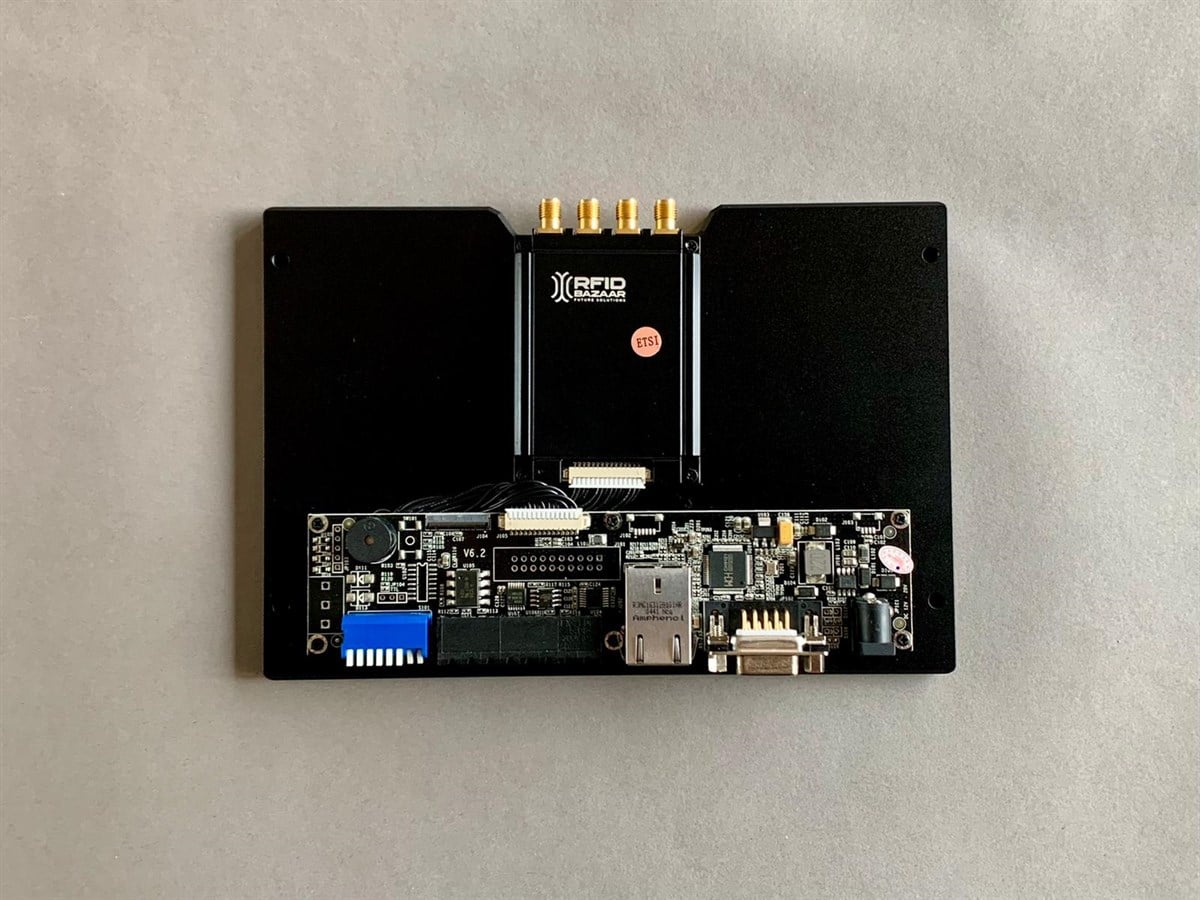 R600 UHF Sabit RFID Okuyucu / 4 Port