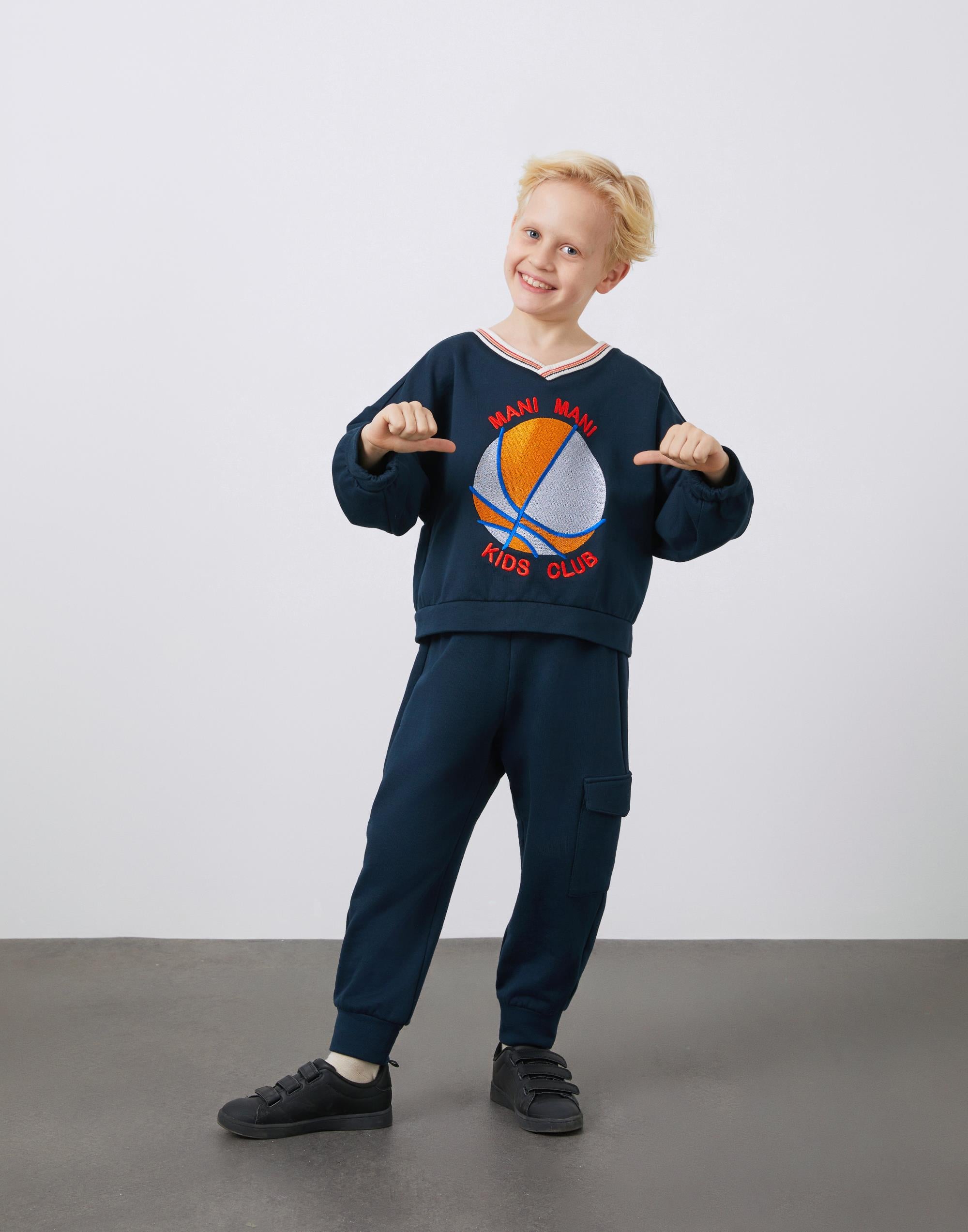 Beden Nakış Detaylı Triko Yaka Erkek Çocuk Sweatshirt - junior, designer dresses, bachelorette, party dresses and graduation dresses.