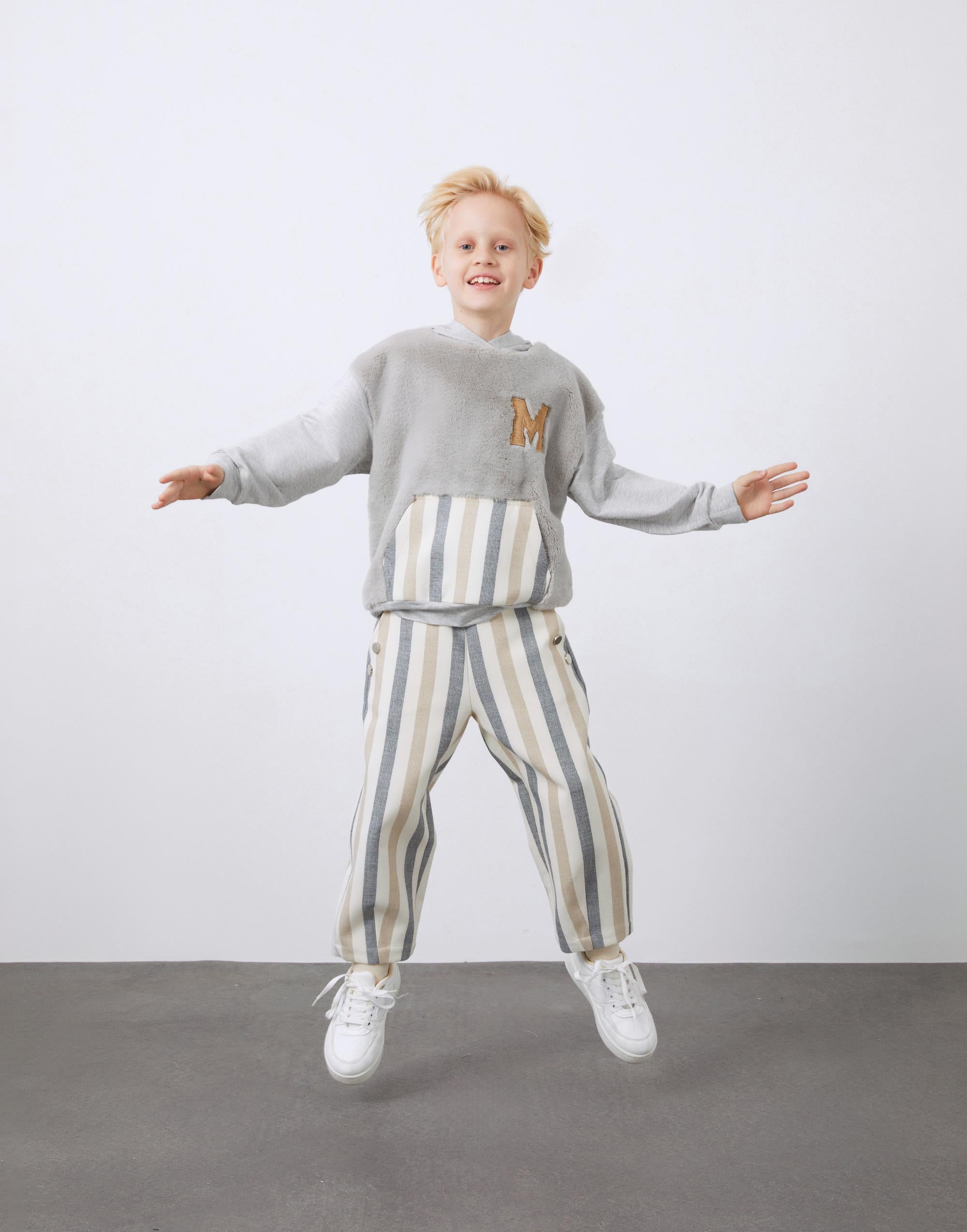 Çizgi Detaylı Gri Erkek Çocuk Kapüşonlu Sweatshirt - junior, designer dresses, bachelorette, party dresses and graduation dresses.