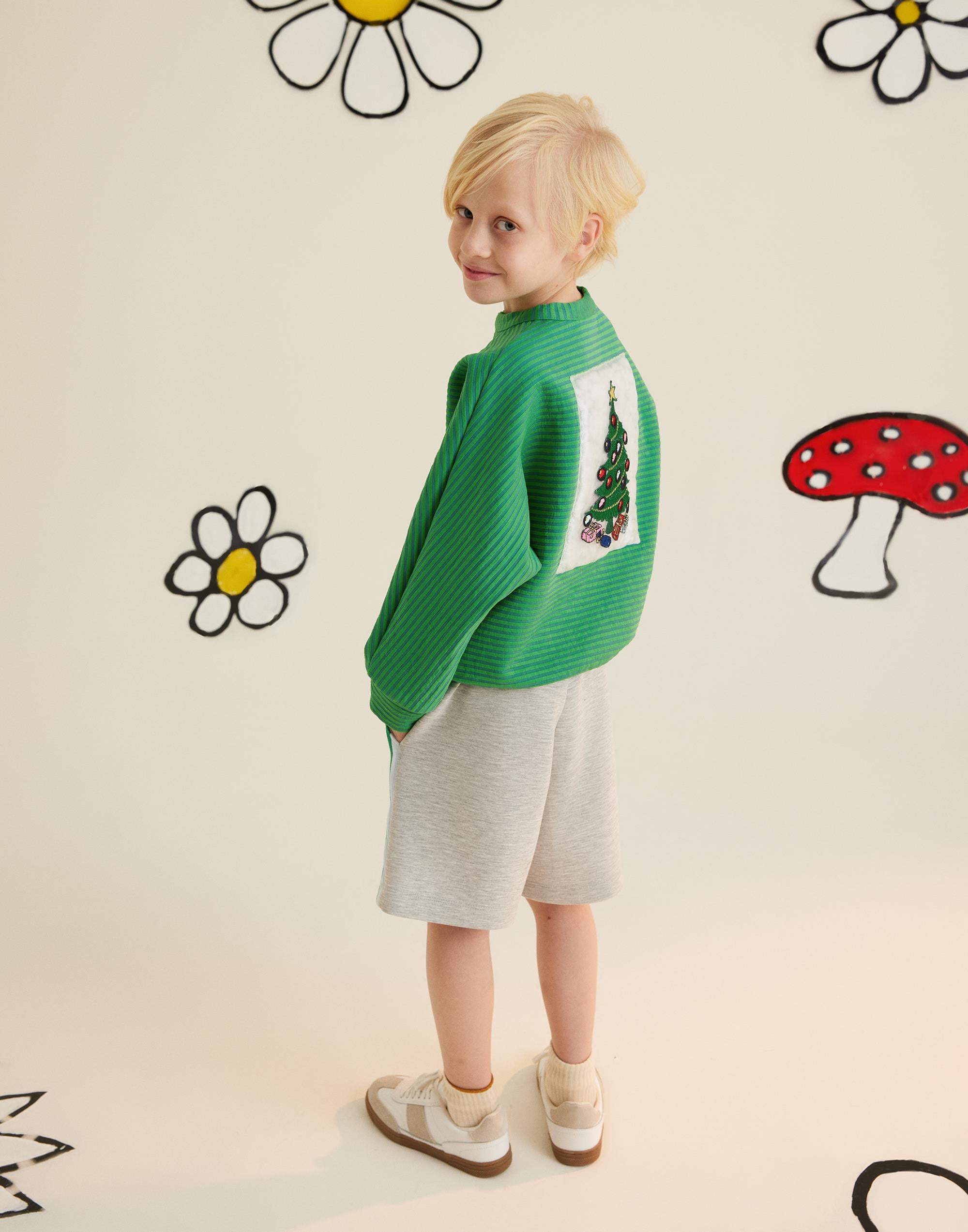 ÖN YAKA FERMUAR KAPAMALI ARKADA ELYAF DOLGU VE ÜSTÜNE NAKIŞ DETAYLI DESENLİ SWEATSHIRT - junior, designer dresses, bachelorette, party dresses and graduation dresses.