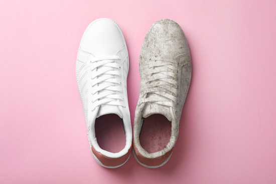 beyaz ayakkabı temizliği