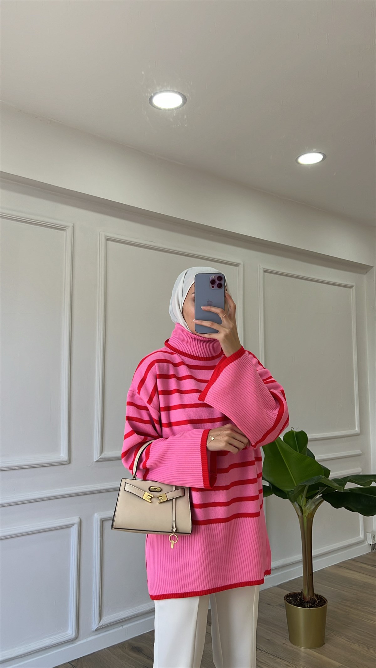 Boğazlı Çizgili Triko - Pembe