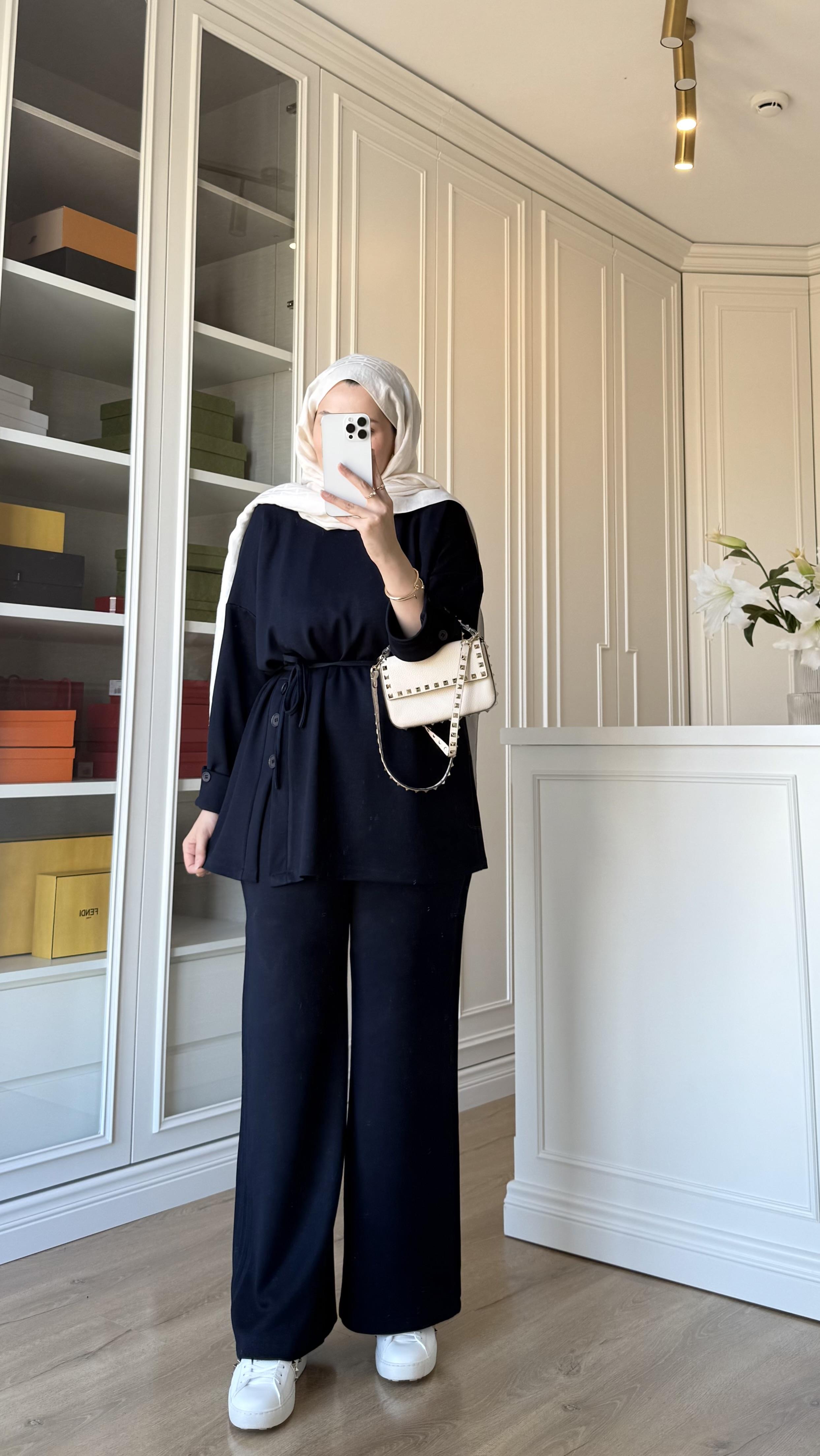 Düğme Detaylı Oysh Takım Lacivert