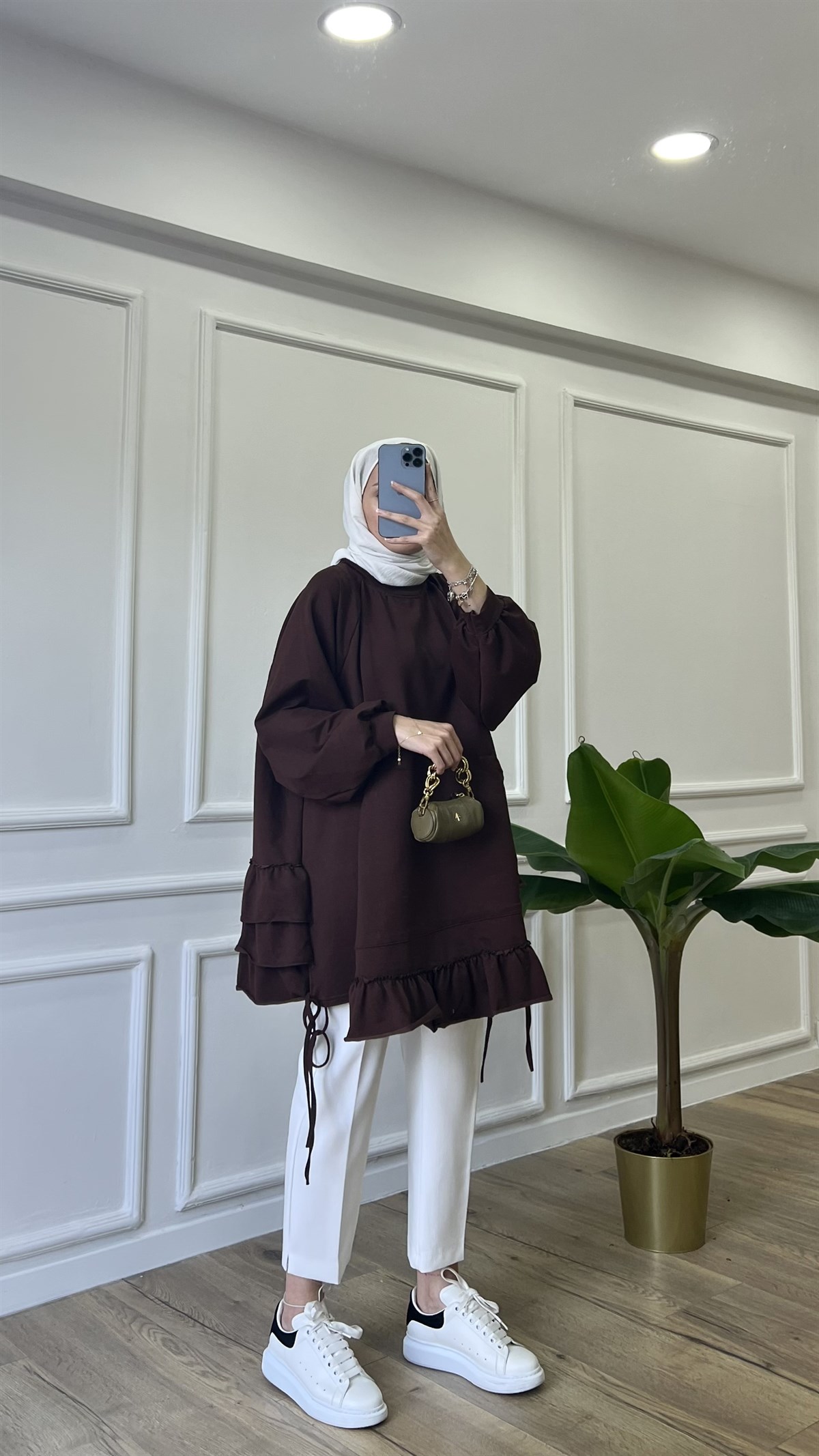 Fırfır Detaylı Sweatshirt - Acı Kahve