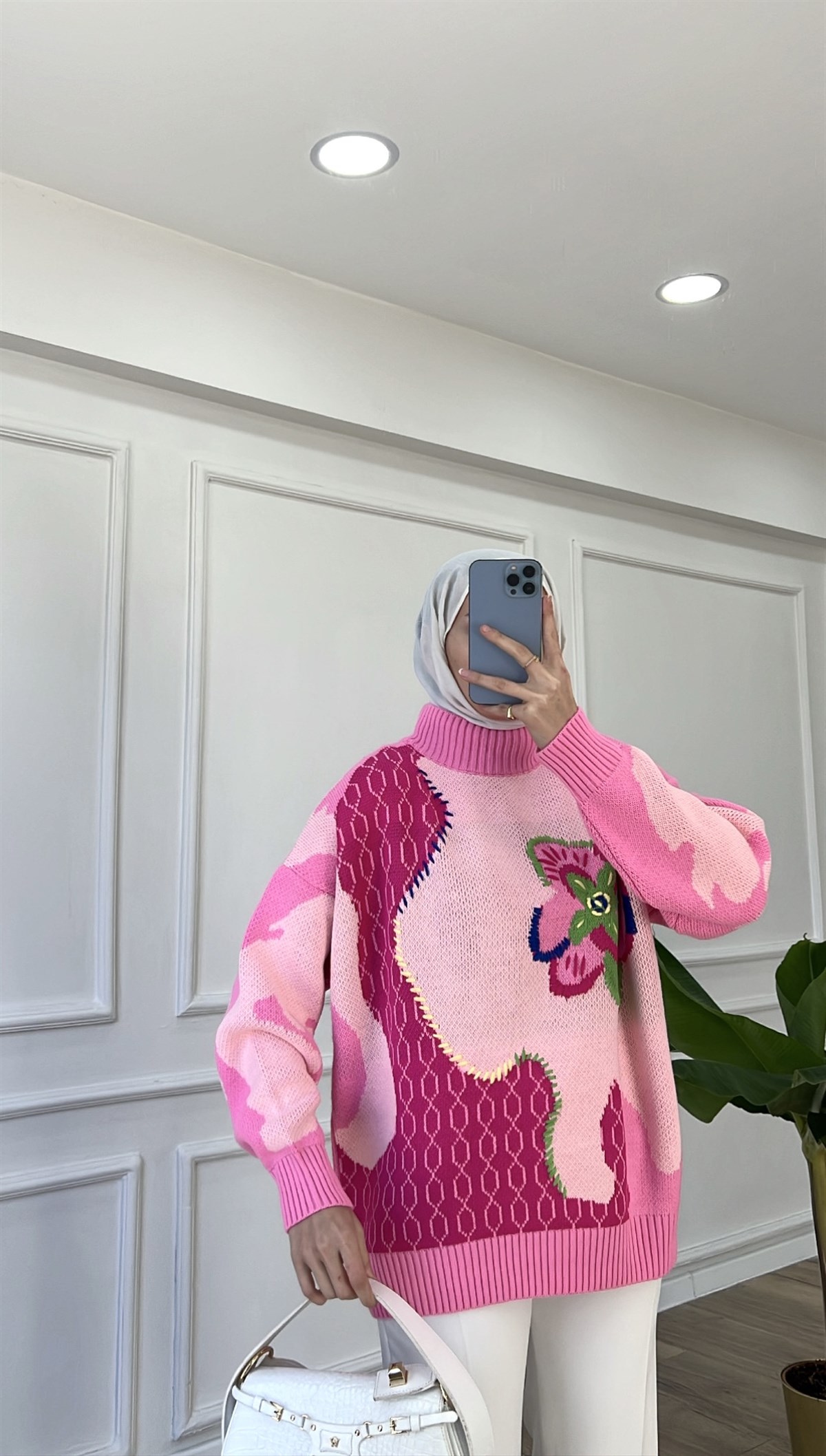 Pembe - Çiçekli Triko  